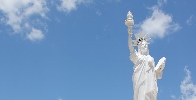 Estatua de la Libertad al estilo Palizada